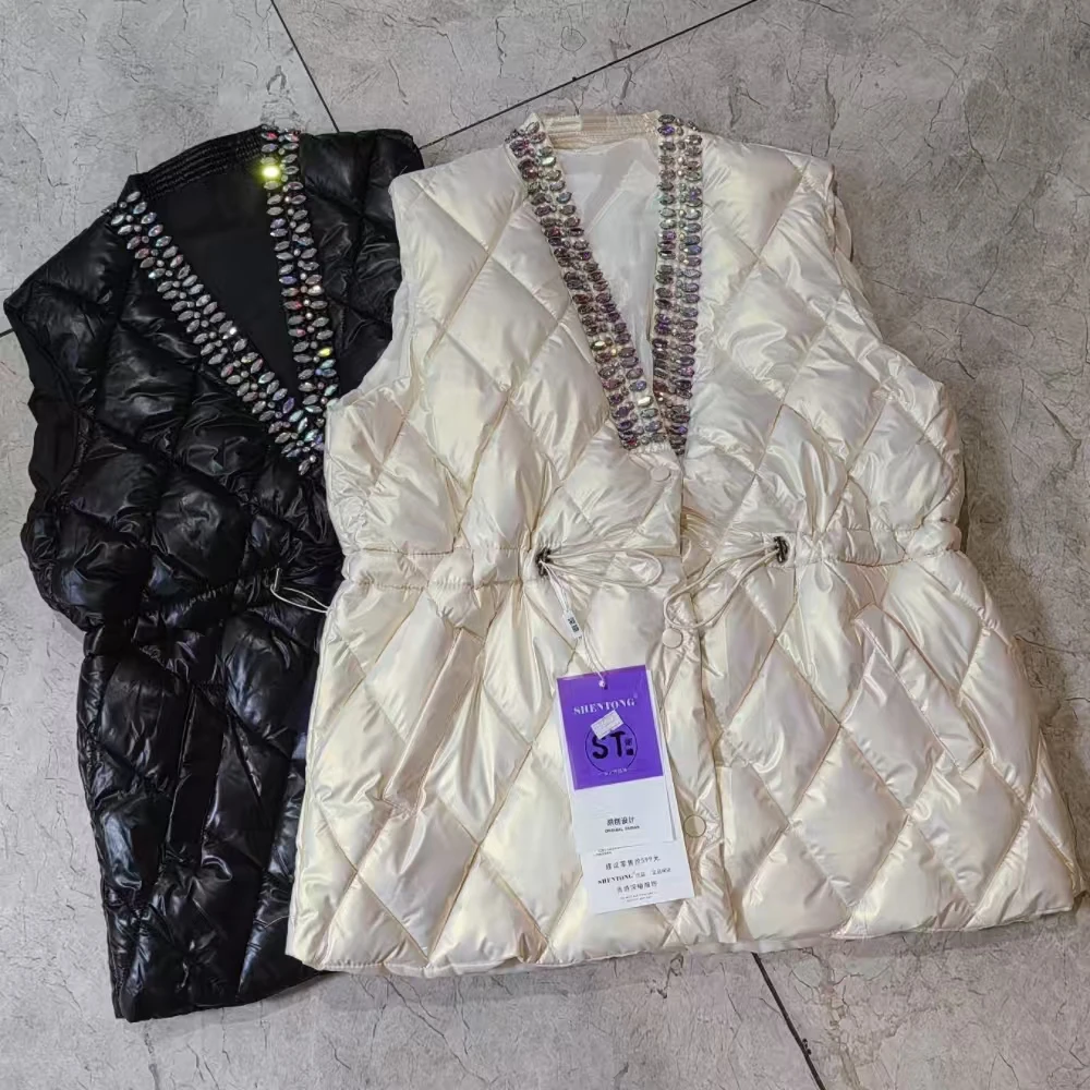 เสื้อกั๊กผ้าฝ้ายบุหนาสำหรับผู้หญิง รุ่นใหม่ ภาพถ่ายจริง เสื้อแจ็คเก็ตแขนกุดสำหรับฤดูใบไม้ร่วงและฤดูหนาว เสื้อผ้าหนา อุ่น สำหรับผู้หญิง เสื้อคลุมตัวนอก