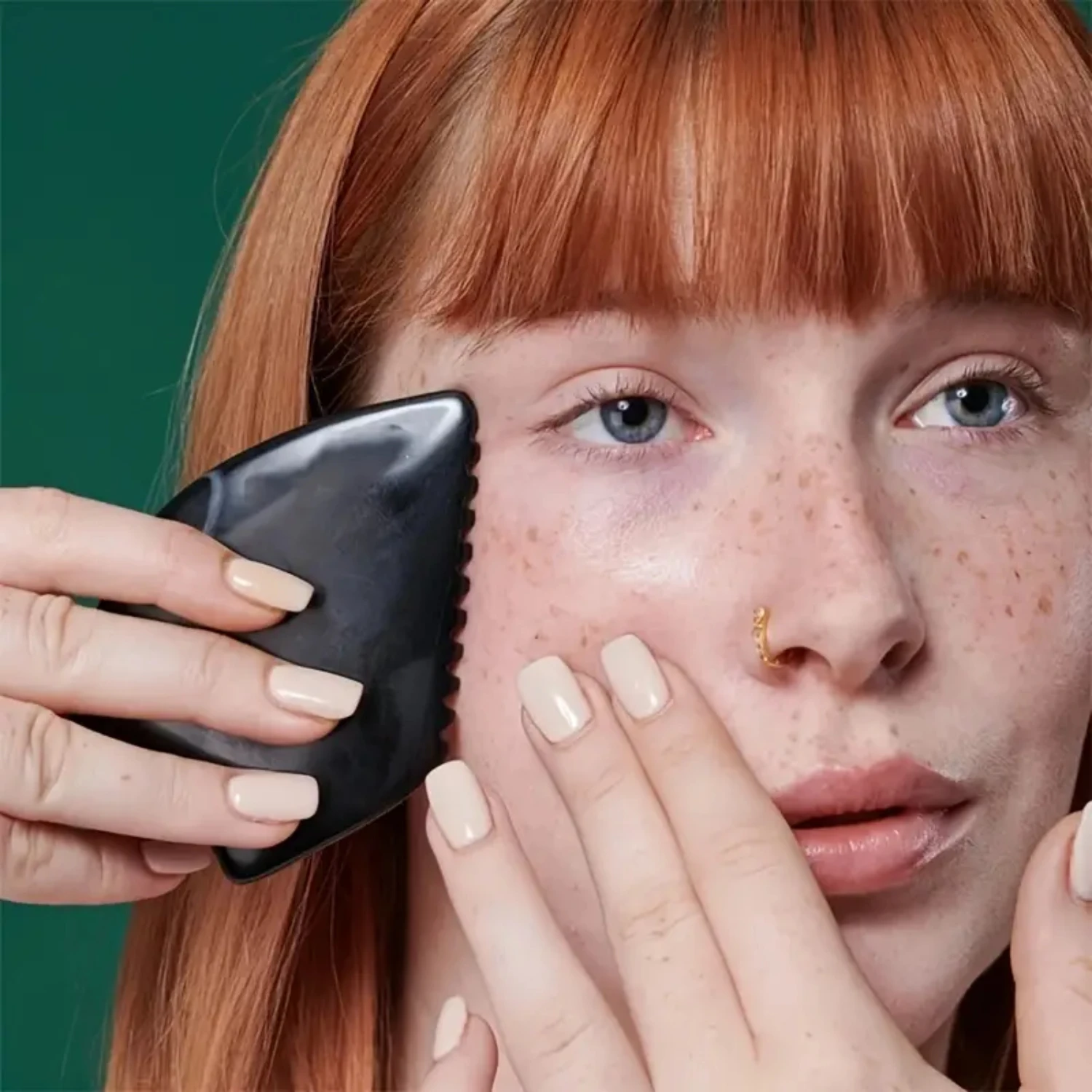 เครื่องมือขูด Gua Sha Kerokan ใบหน้าที่งดงามสําหรับการนวดสปาความงามคอและใบหน้าที่หรูหรา - การดูแลผิว Guasha ธรรมชาติ