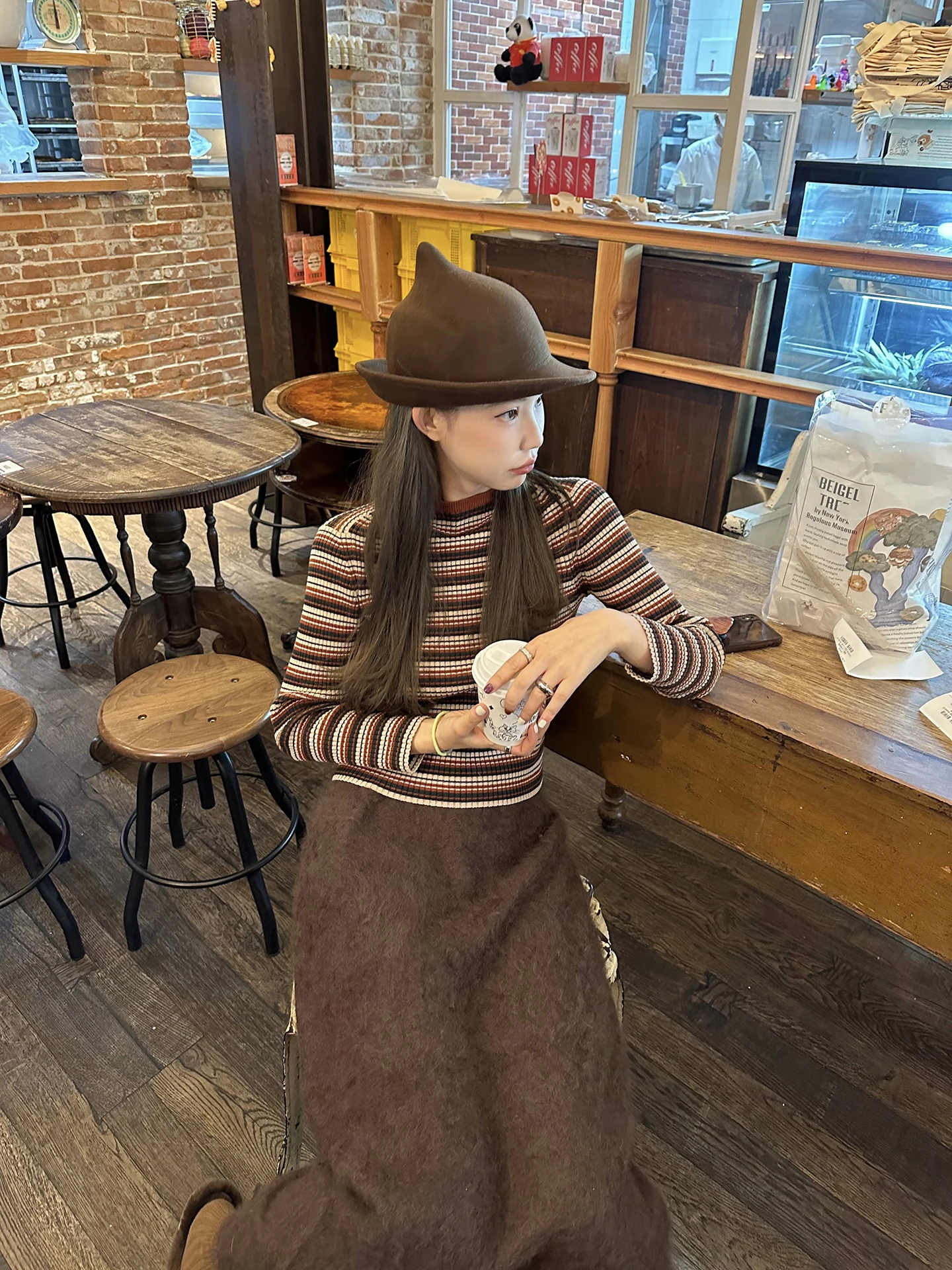 

Женский повседневный мягкий шерстяной вязаный топ Cheerioaban Paris с вышитым логотипом-аркой и полосками