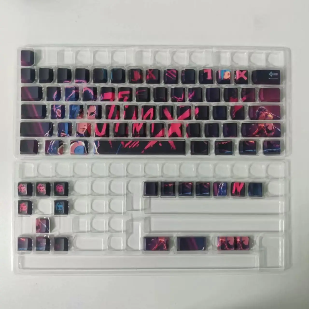 

82 Keys Arance Jinx Themed Keycap Side Engraved Keycaps PBT Cherry Profile Custom Game Keycaps for 61 68 Mechanical Keyboard