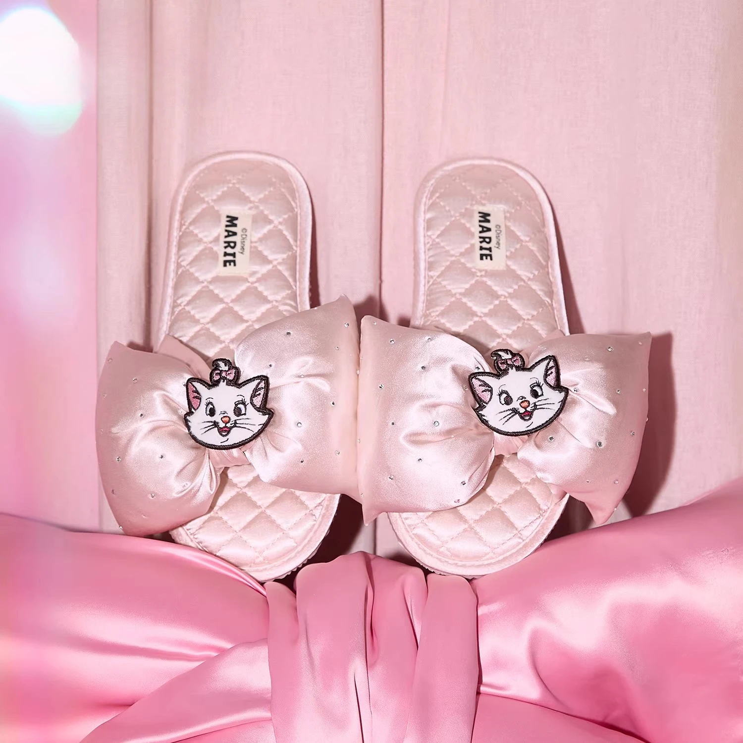 

Disney Marie Cat Bow Flat Slippers, Plush Soft House Shoes for Women, Cute Kitty Indoor Comfort Bedroom Slippers for Girls