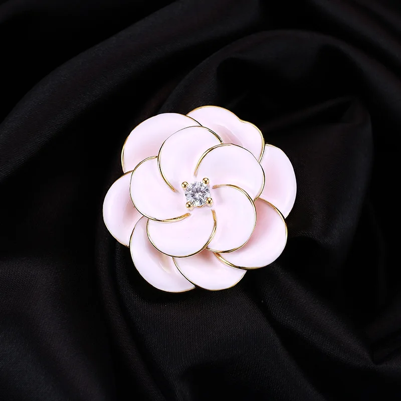

Women's Fashion Zircon Camellia Brooch Drop Oil Pink White Flower Clothing Accessory LYM321