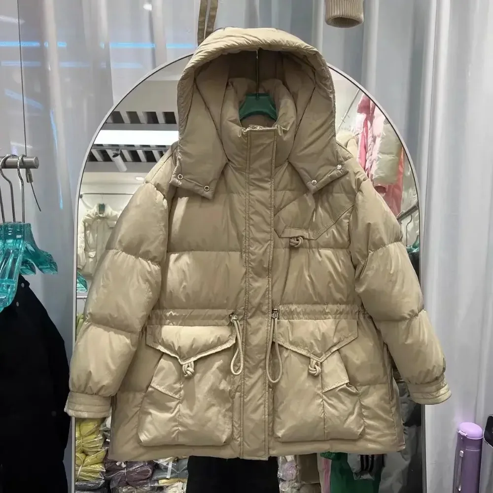 Down Jacket Women Fashionable Winter Down Jacket 2024 New Loose Fitting Hood Thickened High-end Feel Waisted White Duck Coat