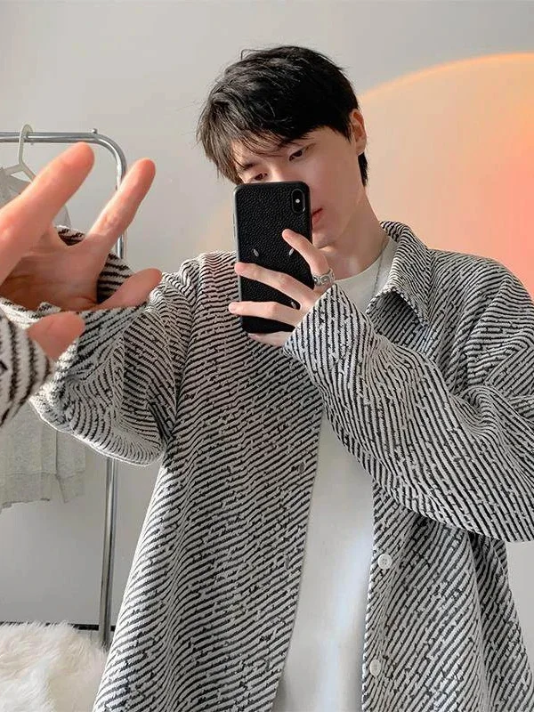 

Men's Long Sve Striped irt Heavyweight Flap Collar Casual Faion Outerwear Polyester Fiber Loose Fit Sle for Autumn