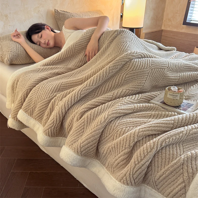Solid Warmth Jacquard Autumn Winter Blanket Thickened Warm Multi-functional Sofa Blankets Skin Friendly Comfortable Nap Blanket