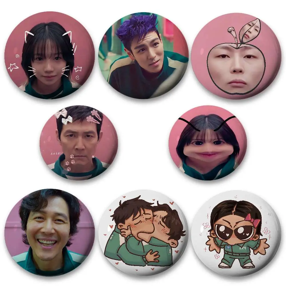 شعبية الألعاب الكورية شارات زر PinsBrooch الإبداعية مضحك يقتبس شارة الملابس على ظهره مجوهرات هدية للأطفال الأصدقاء