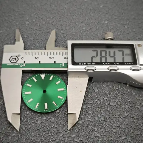 सनबर्स्ट घड़ी डायल रोमन अंकों के साथ जड़ी हरी चमकदार डायल NH35/8215/2836 मूवमेंट घड़ी सहायक उपकरण के लिए कोई दिनांक विंडो नहीं 8 best sales एनएच35ए डायल - №8