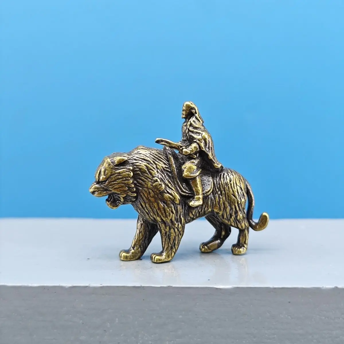 Brass Zhong Kui Miniature Figurine Chinese Mythology Guardian Statue Bonsai Decor Zen Garden Mini Ornament Desk Decoration