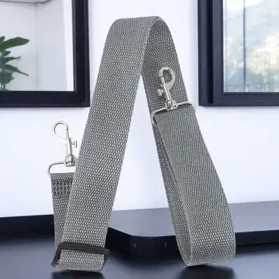 Sangle de transport de caisse claire réglable de qualité supérieure, conception ergonomique, sangle en nylon souple avec clips métalliques robustes pour le transport de tambours de fanfare