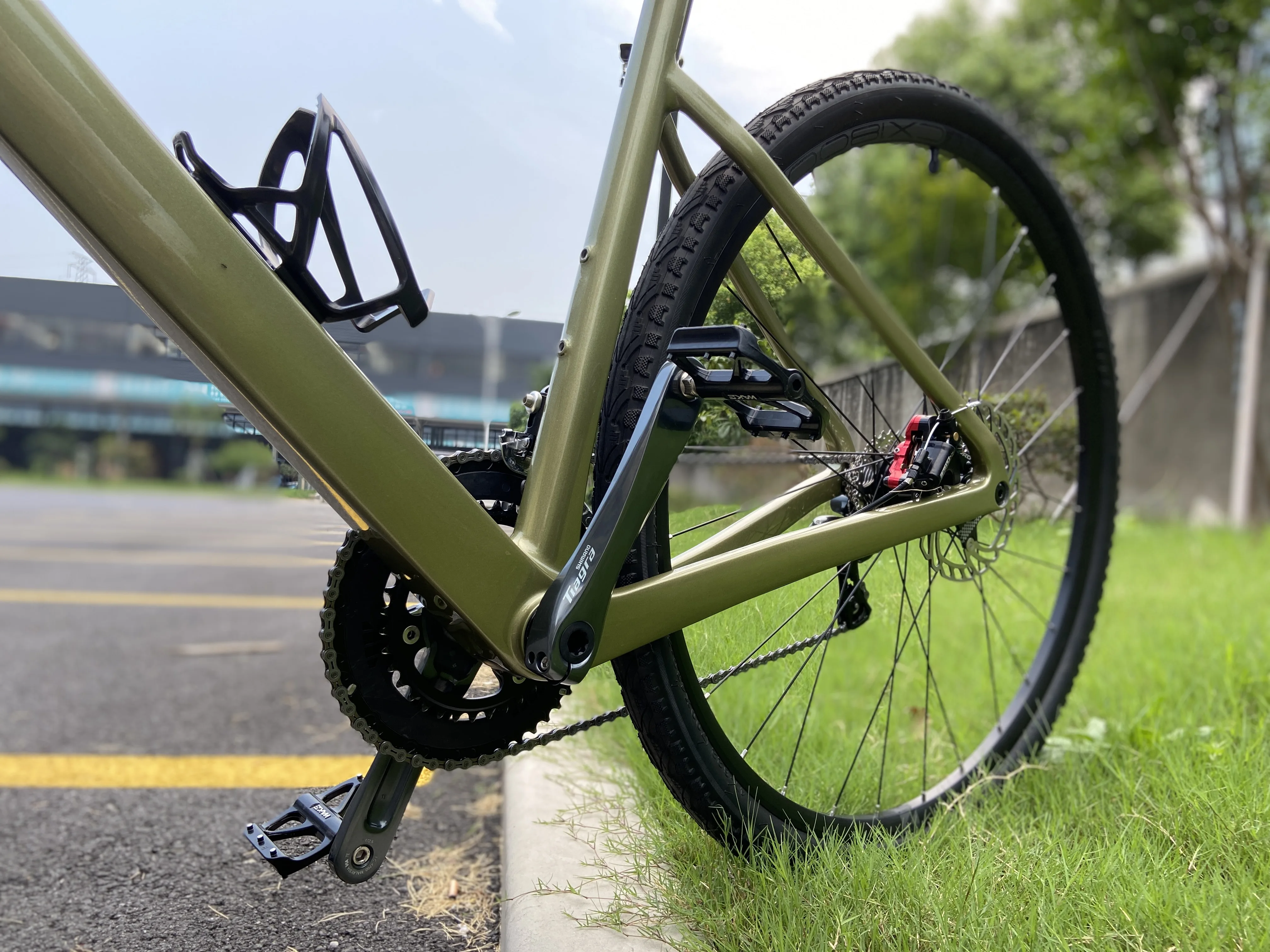 Dual Disc Brake Gravel Bike, Carbon Fiber Material, 700C 45C Specification, Professional Racing Training Bicycle view 3