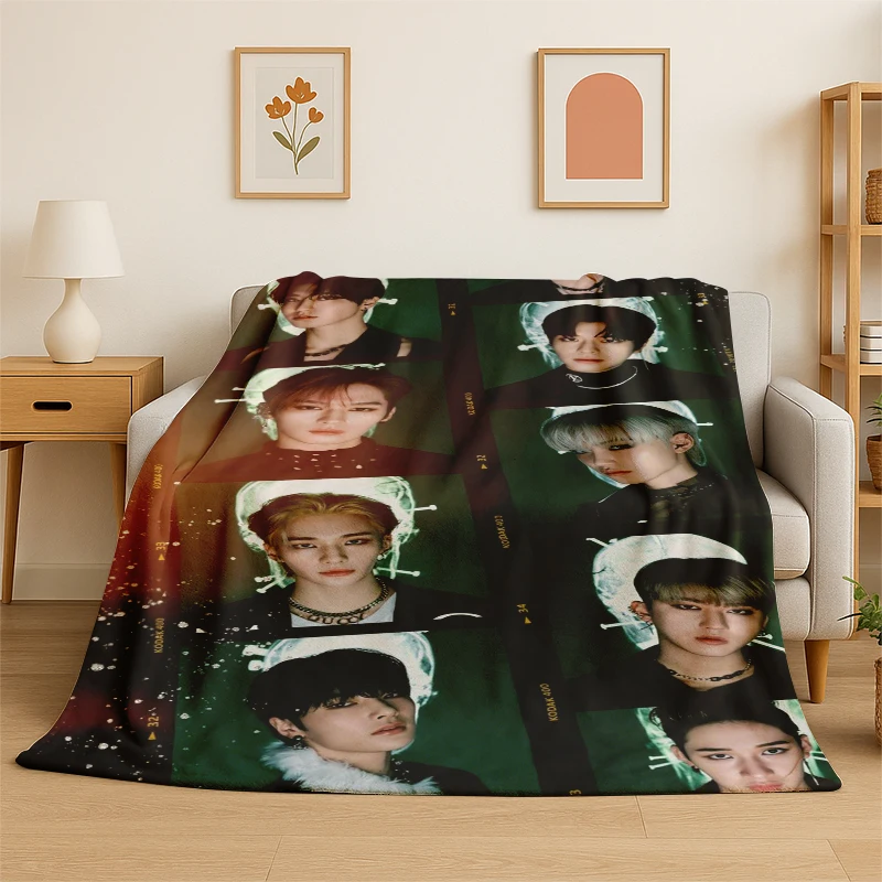 Kpop Stray Kids Music Star Flannel Blanket Soft Warm Throw Blanket for Bedroom Living Room Bed Travel Camping Picnic Gift