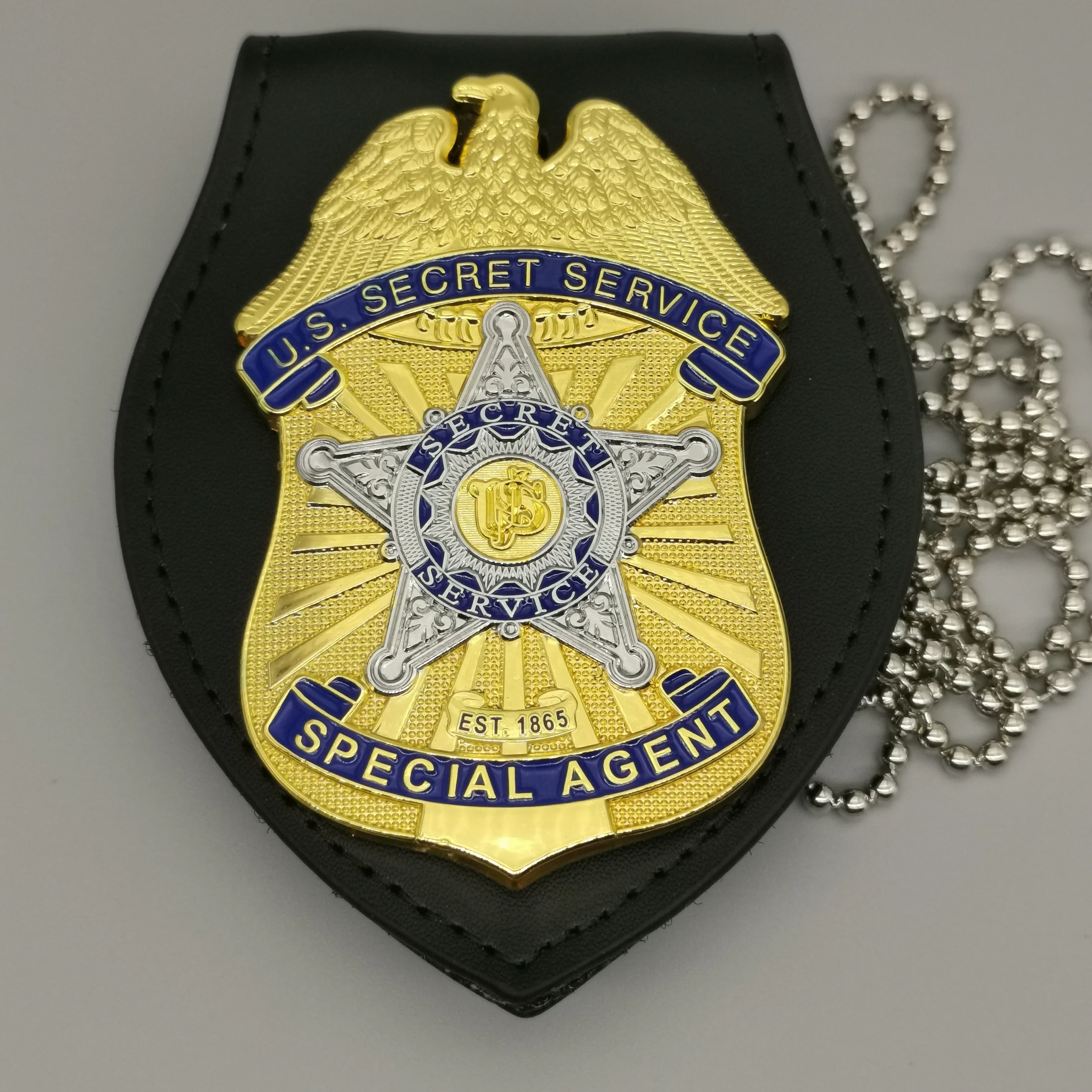 

U.S.Secret Service badge and accessories film and television props 1:1