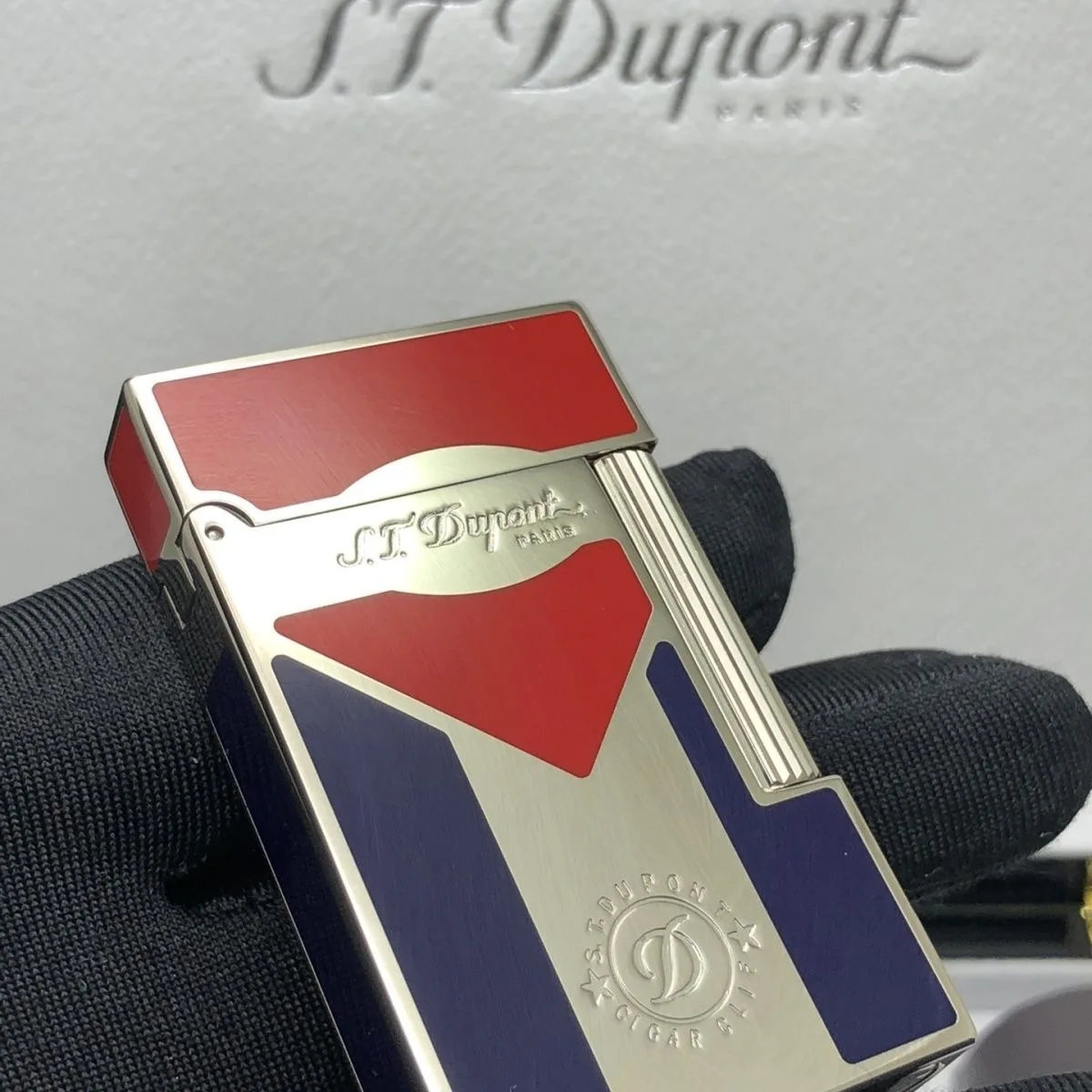 S.T. Dupont Cuba Flag Silver Lighter Collection