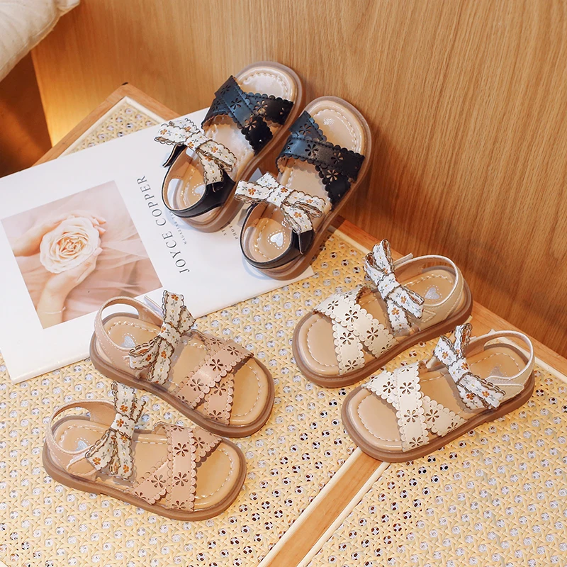 Kids Sandals Girls Fashion Hollowed Out Embossing Children Summer Open-toe Beach Shoes Causal Bowknot Princess Flat Shoes