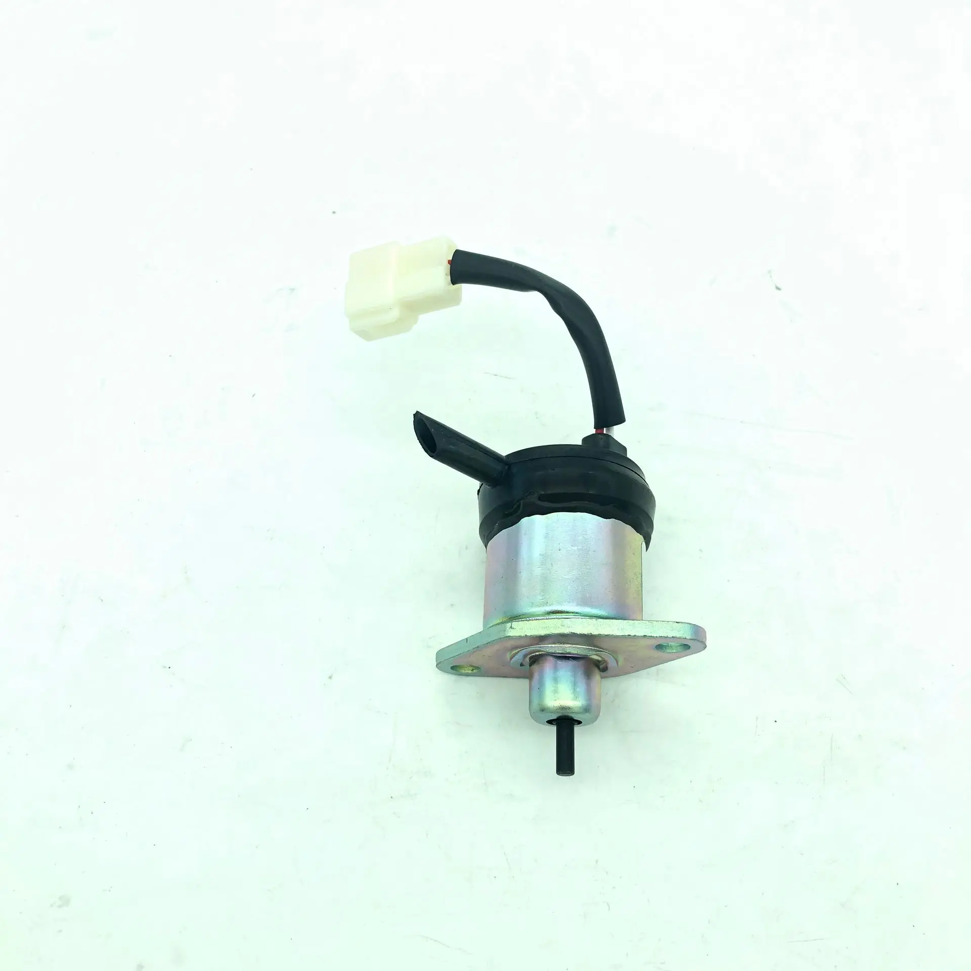 

Stop Solenoid 6A320-31150 6A320-31152 6A320-31153 for Kubota F2680E F2690 F2690E F3080 F3680 B2410HSD B2410HSDB B2410HS