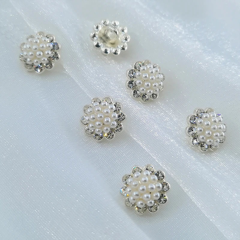 11/15/20MM Elegant Pearl Beaded Flower Design Metal Buttons Of Clothing Wholesale Silver Plated Rhinestone Decor Shank Button