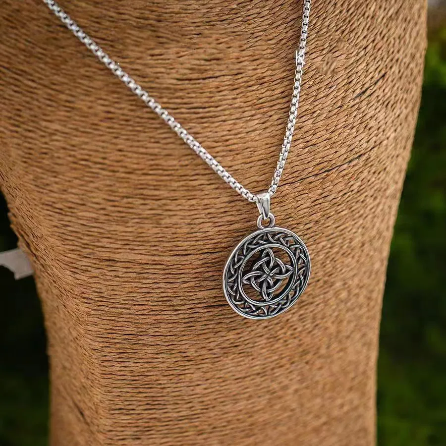 Nordic Celtic Knot Necklace Irish Witchcraft Witch Knot Pendant Retro Lucky Amulet Jewelry Men Women