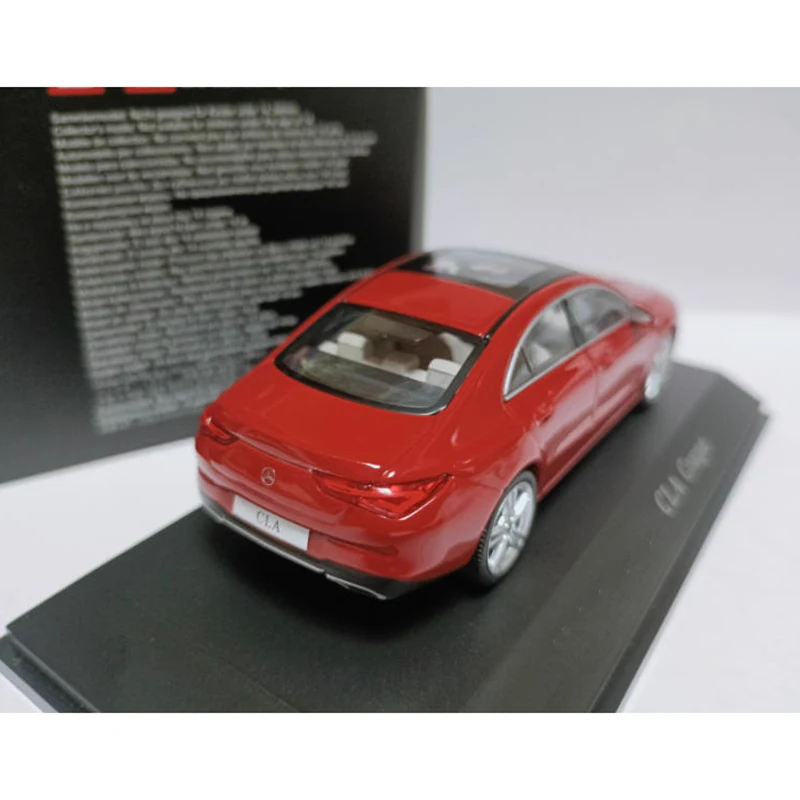 

Spark 1/43 C118 CLA Coupe 2019 Alloy Simulation Car Model Static Collection Decorated Holiday Gifts Toys