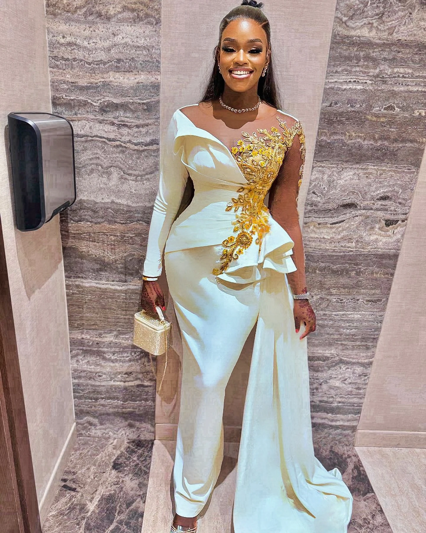 Gouden Kristallen Formele Gelegenheidsjurk Aso Ebi Zwarte Vrouwen Traditionele Feestjurk Ivoor Lange Mouw Afrikaanse Bruiloft Receptie Jurk