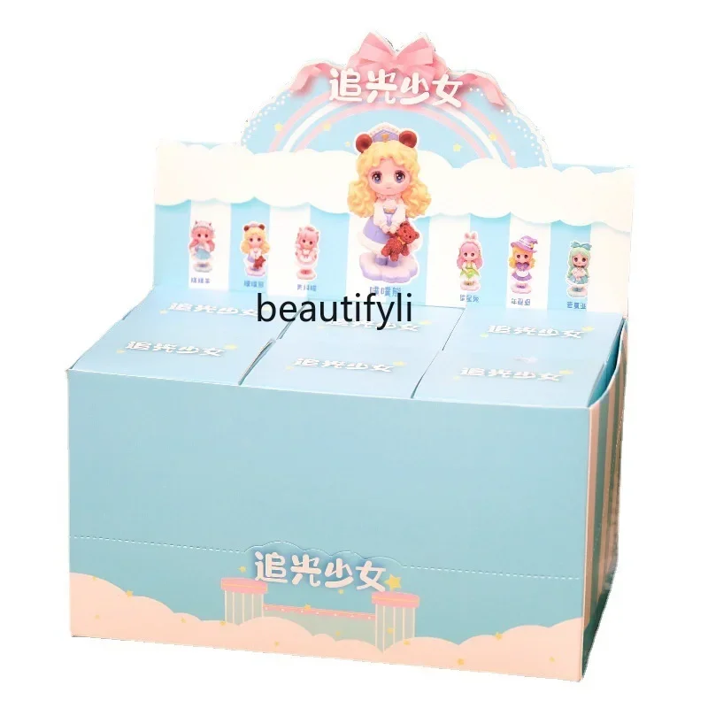 Toy girls, children's birthday gifts, unpacking and prizes, nursery box ornaments are cute.