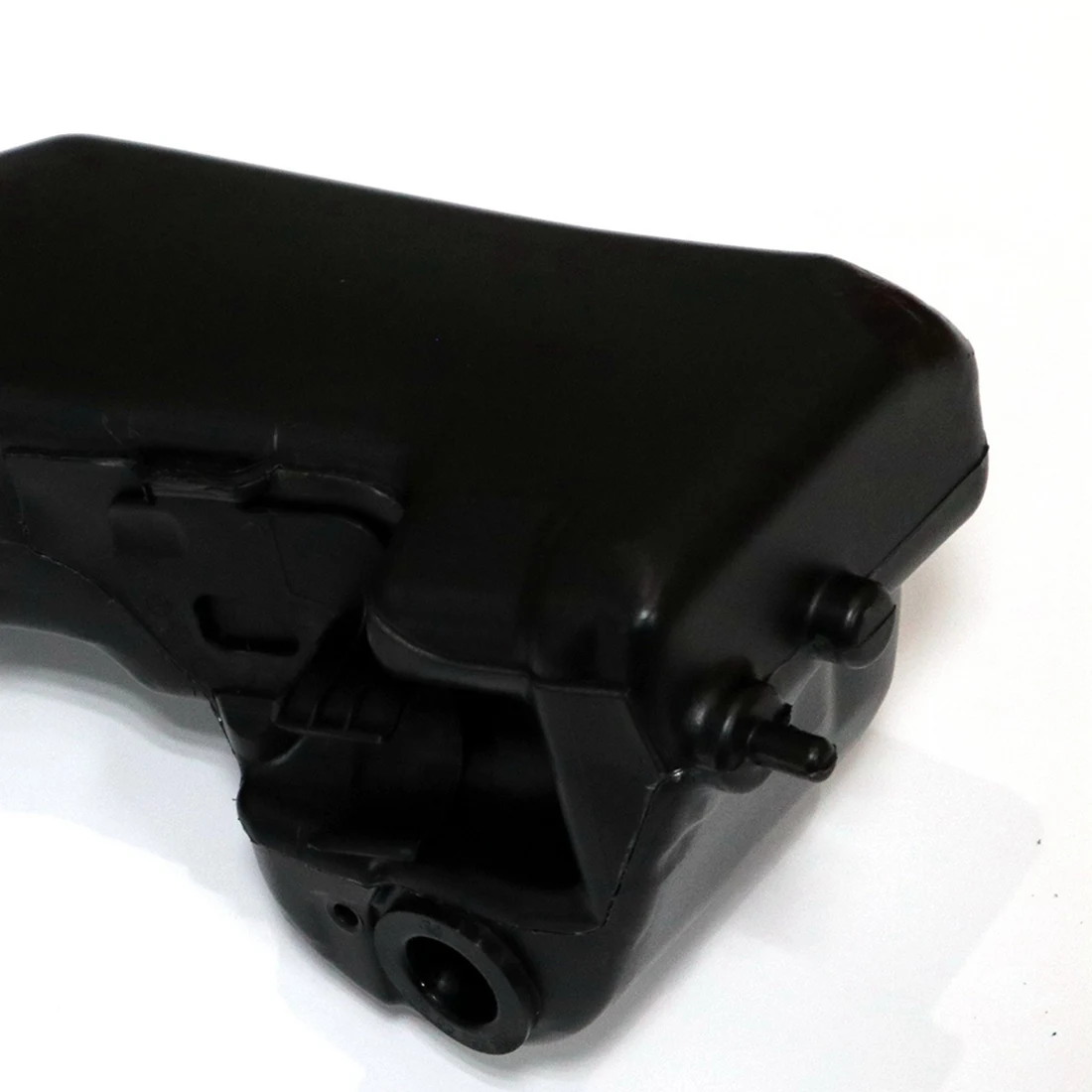 Windshield Washer Coolant Reservoir Expansion Tank 2058690020 for Mercedes-Benz C300 C350E E300 E400 GLC300 E450