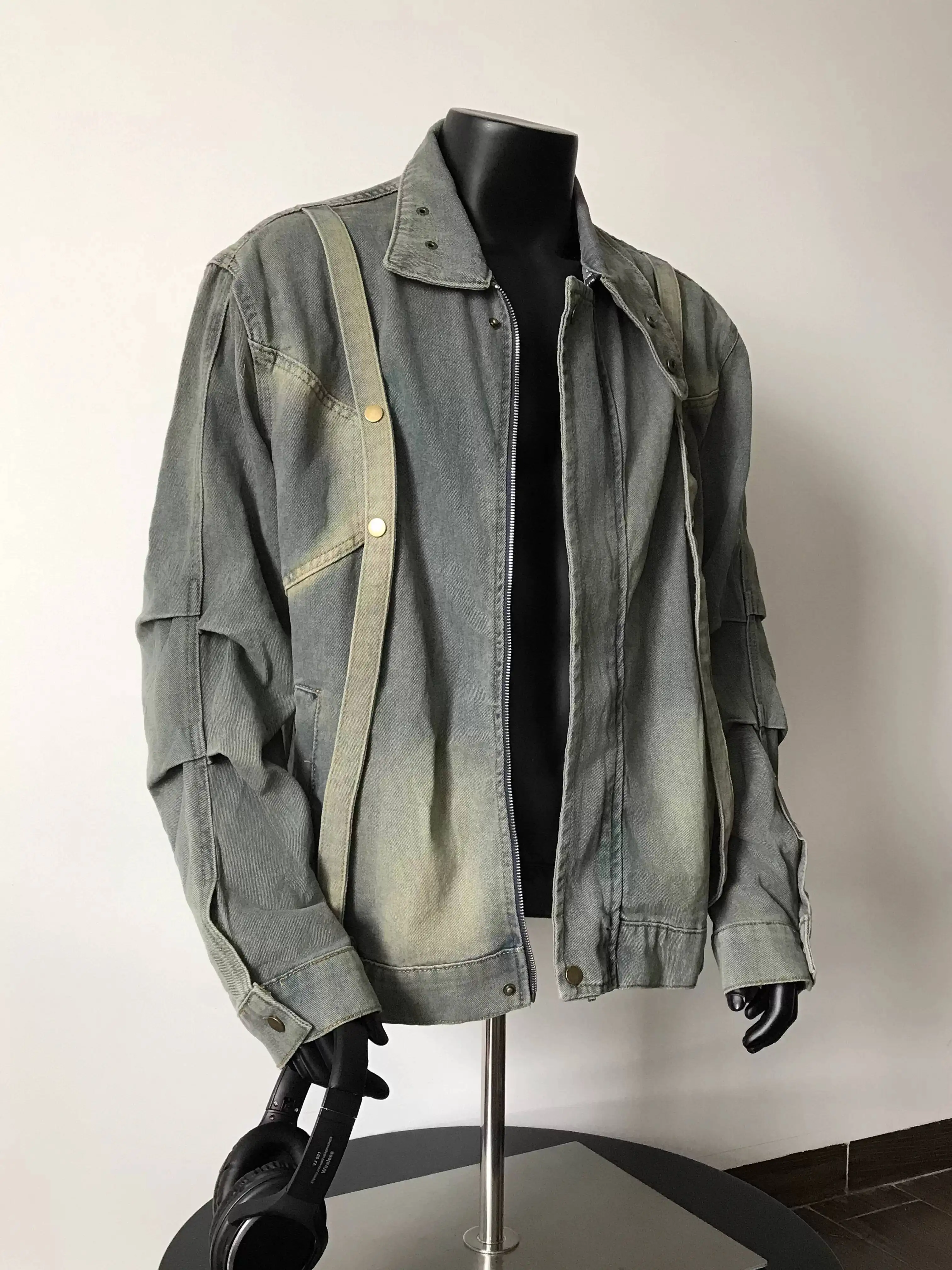 

Man Denim Jacket 2026 Spring Autumn Men's Women's Vintage Washed Deconstructed Denim Jacket Stand Collar Loose Fit Trendy Coat