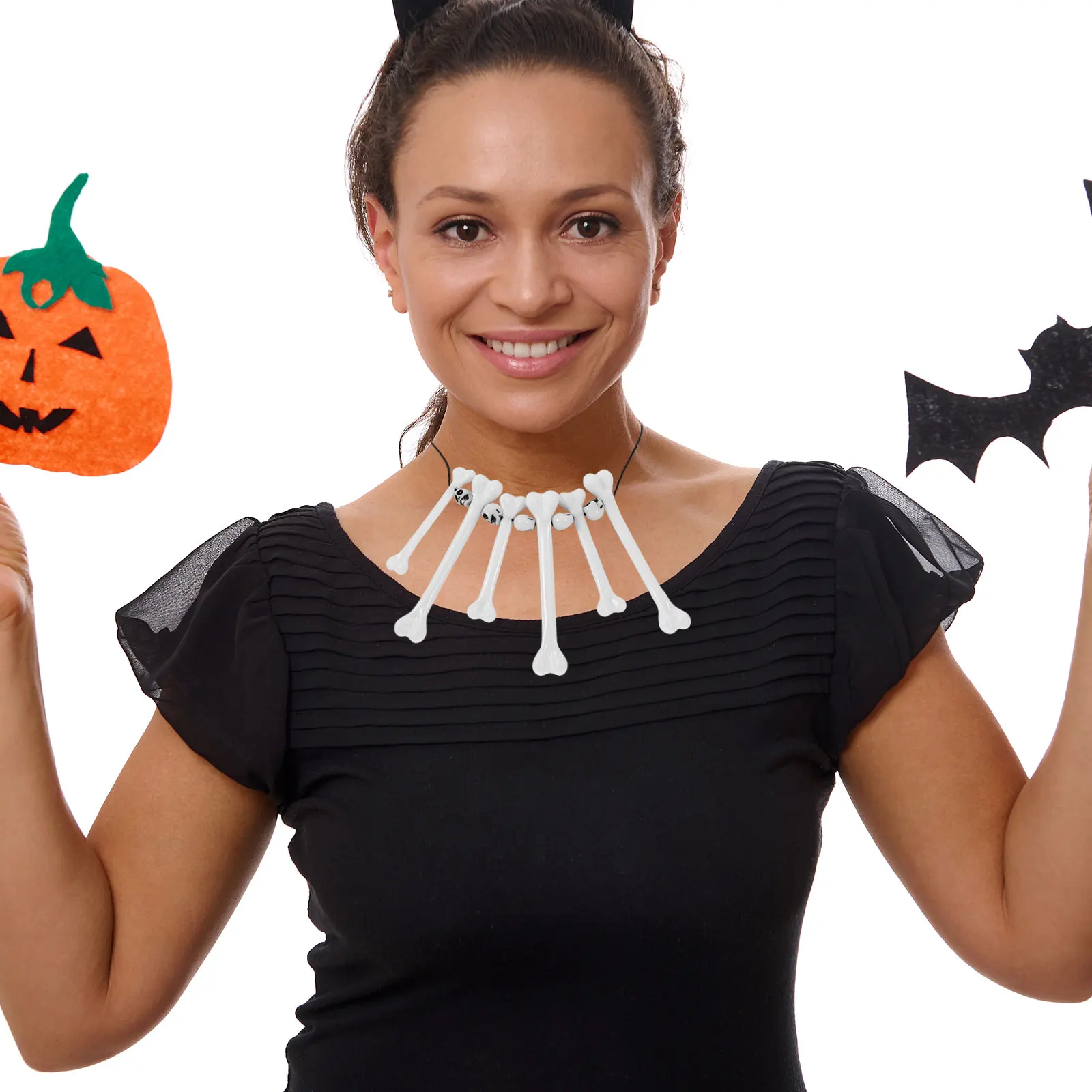 

2Pcs Halloween Simulation Bone Necklace Durable Material Unique Design Pendant Chain Choker Perfect for Gifts and Party Wear