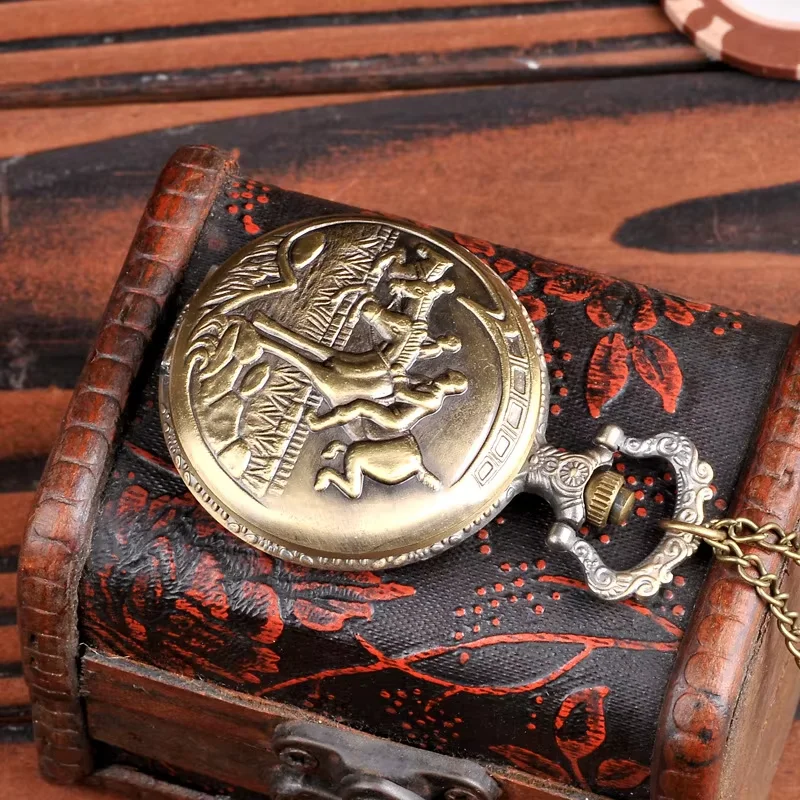 9062Best Gift Pocket Watch with waist chain Vintage Bronze Three Horses and Three Generals Retro Quartz