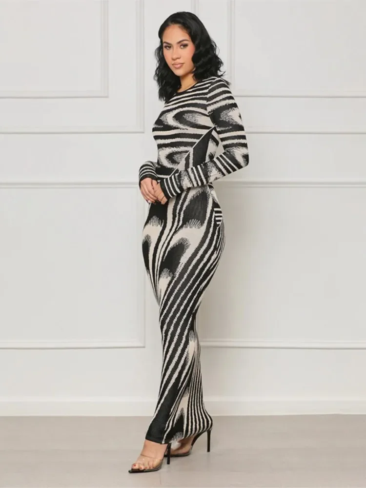 ชุดเดรสลายทางใหม่สำหรับฤดูใบไม้ร่วงและฤดูหนาว ทรงเข้ารูป แฟชั่นผู้หญิง คอทรงโอ แขนยาว สไตล์เรียบหรู เหมาะสำหรับใส่ไปทำงานหรือไปงานปาร์ตี้