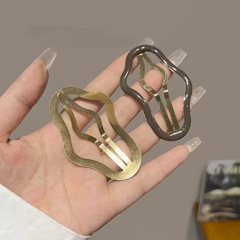 Jednokolorowe spinki do włosów w kształcie gwiazdy Kobiety Dziewczyny Chmury Gwiazda Metalowy klips do włosów Spinki do włosów Biżuteria Bobby Spinki do włosów — zdjęcie 6