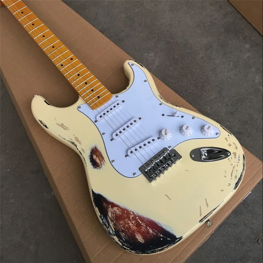 

Antique relic electric guitar, color matching, cream color matching, real photos, free shipping, wholesale and retail