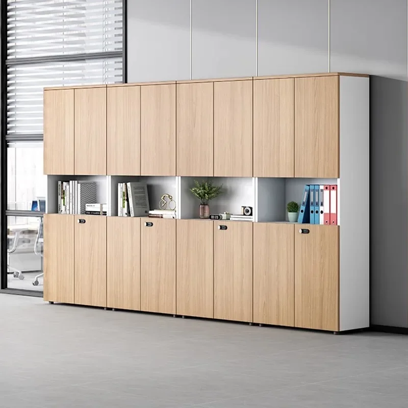 Classeurs, casiers de données, armoires de sécurité du sol au plafond en bois avec serrures, bureaux