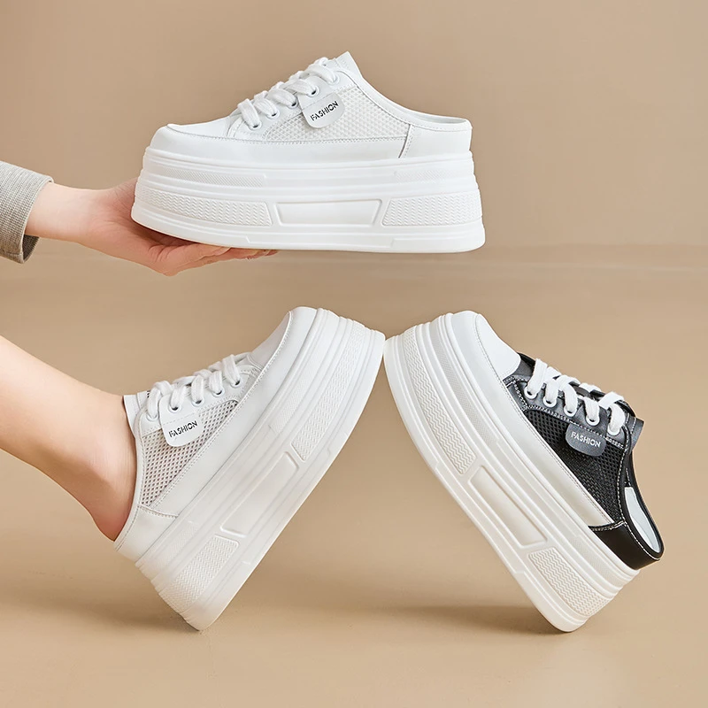 Pantuflas transpirables tipo mule para verano, calzado informal para mujer, zapatos sin cordones con suela gruesa y aumento de altura oculto, zapatillas blancas.