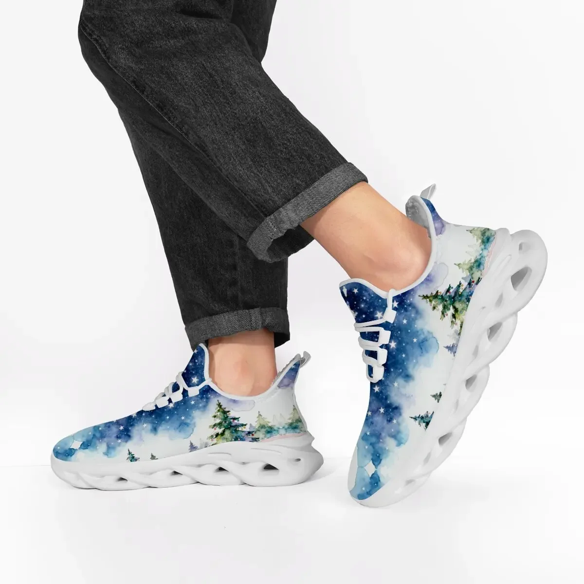 

Повседневная спортивная обувь для пар, рождественские туфли большого размера с цветными блоками, снеговик, рождественская елка, торт, туфли на плоской подошве с мультяшным узором