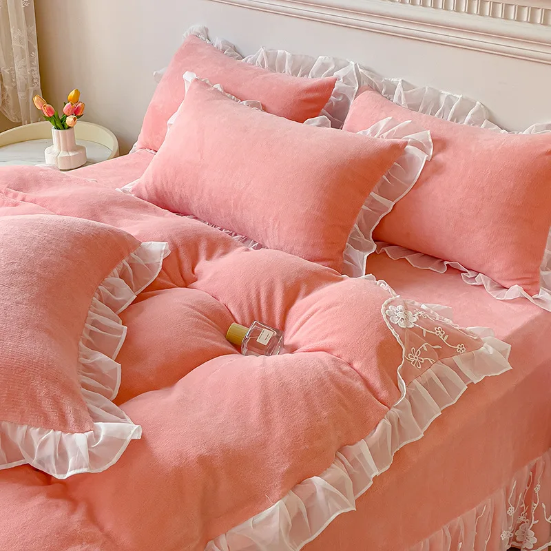 

Milk Velvet Bed Four Piece Set, Winter Coral Velvet Lace Edge Quilt Cover, Flannel Plush Bed Sheet, Bed Skirt Style