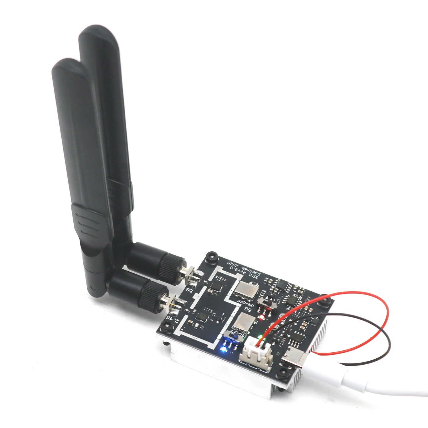 yZ[z3in1 1Wo 2.4Ghz 5.2Ghz 5.8Ghz VCO 2.4G 5G 5.8G Wifi Bluetooth XC[vM Aeit BT}EX L[{[hp