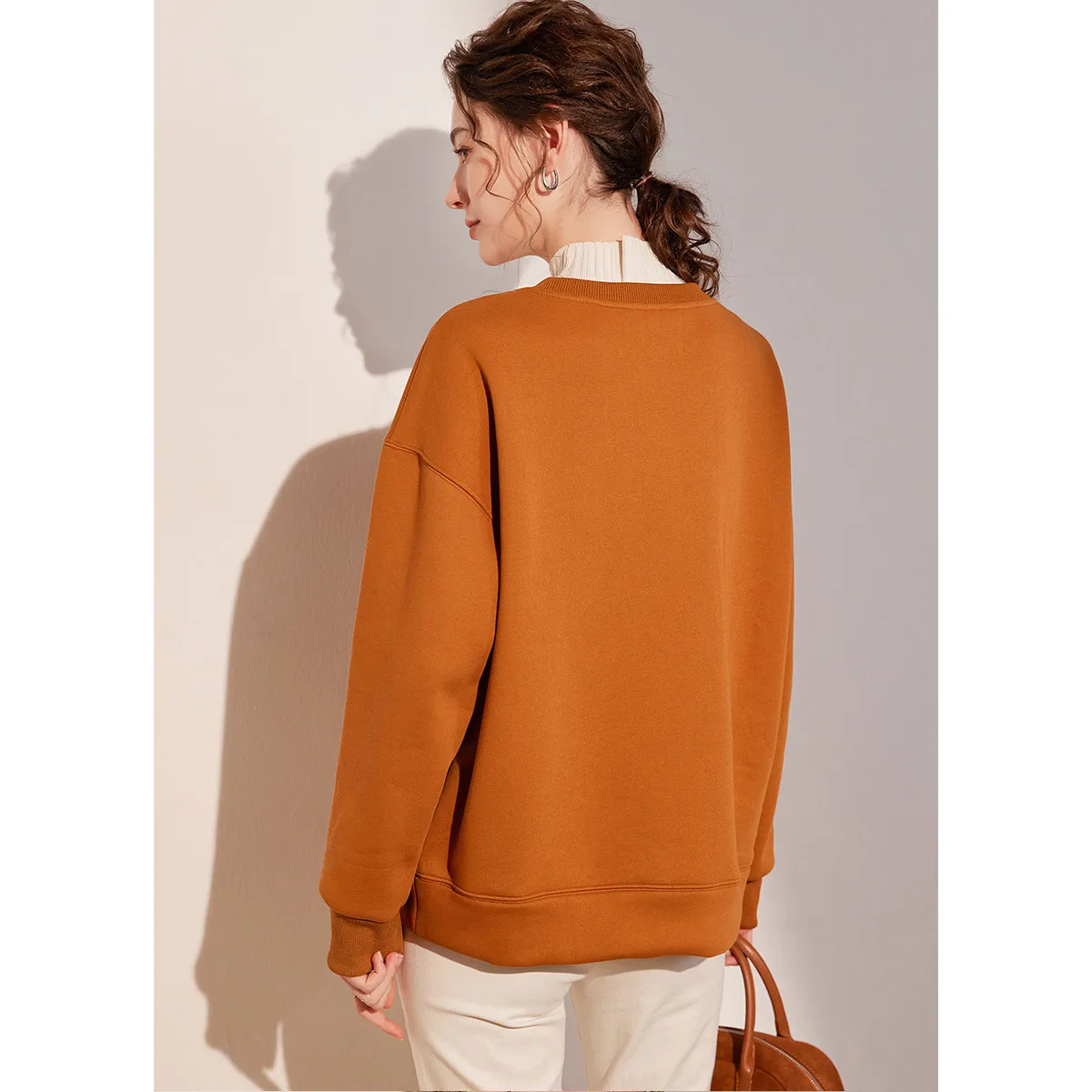 LOUIS YAO 2025 Women's Hoodie with Thick Velvet Micro Elastic Round Neck Printed and Embroidered Loose Shoulder Sleeves