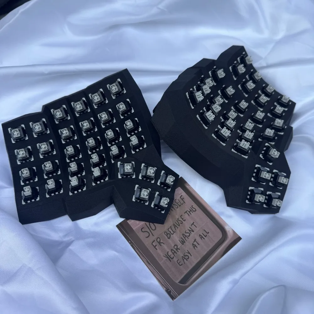 مجموعة لوحة المفاتيح Dactyl Manuform مخصصة للتبديل السريع السلكية سبليت لوحة المفاتيح الميكانيكية قارورة نوع C طقم لوحة المفاتيح بيئة العمل Teclado Gamer