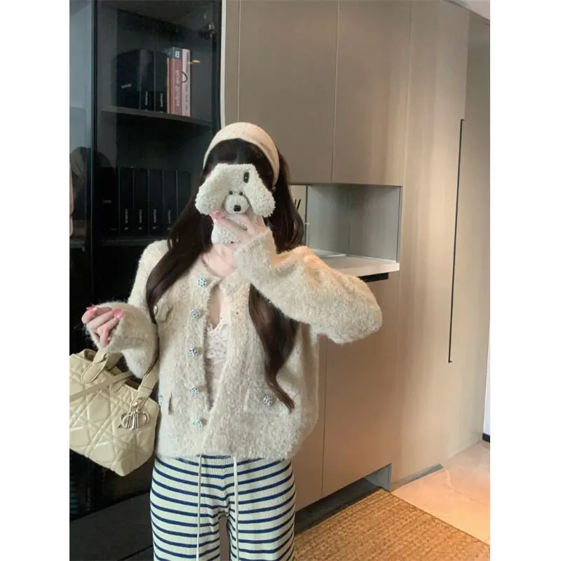 Soft Long Sleeve Knitted Sweater Coat Women's Short Style Loose Fit Autumn Fashion Cream Color round Neck Button Detail Top