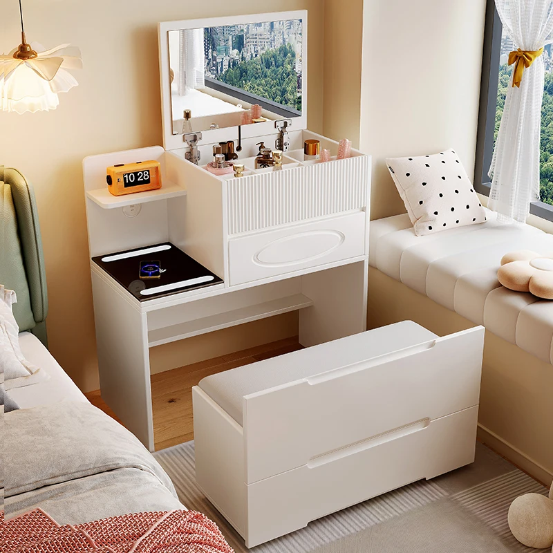 #Factory Supply Modern White  White Long Quadruple Width Dresser Commode with Charging Station Lights for Bedrooms