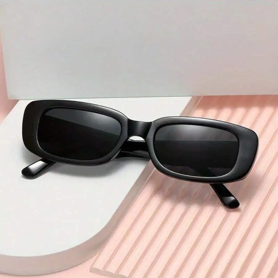 

Square Full Frame Casual Sunglasses For Adults Stylish Decorative Eyewear For Daily Wear Parties