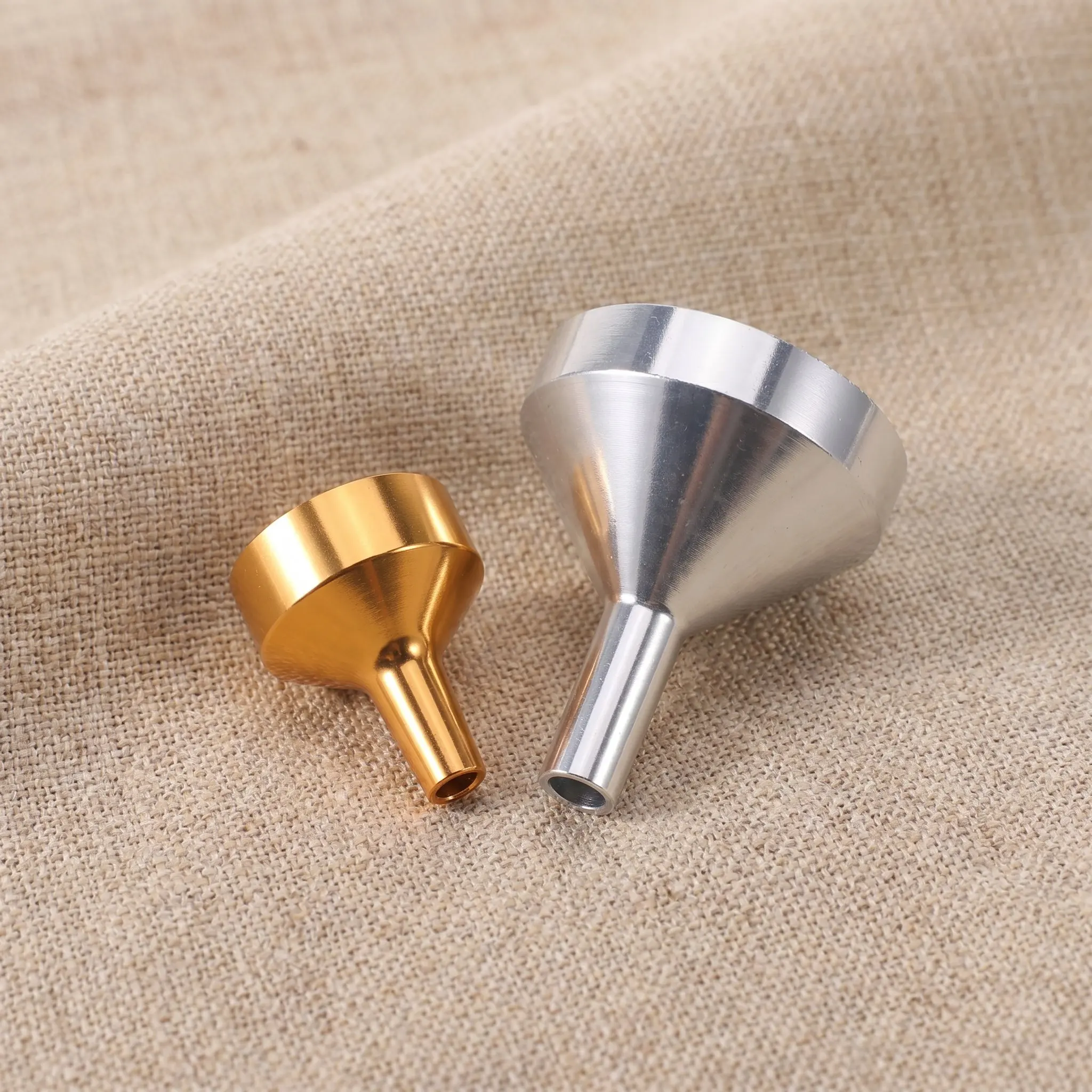 1Set Mini Funnels Metal Liquid Funnels for Small Bottle Filling Precision Pipette Dropper Essential Oil Craft Refill view 2