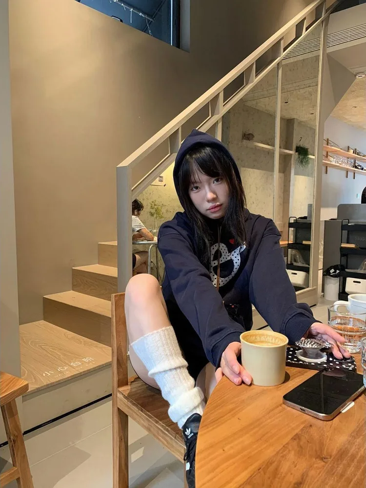 

Модная женская толстовка с принтом, весенне-осенняя, свободного кроя, больших размеров, трендовая верхняя одежда из полиэстера, с длинными рукавами, на молнии