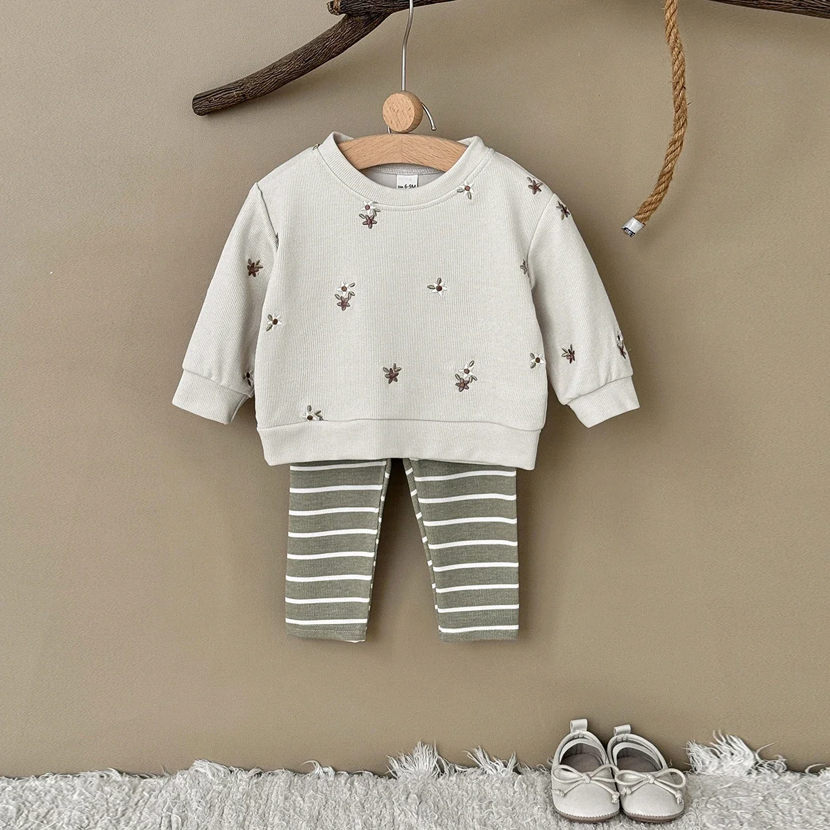 

2PCS Spring Autumn New Style For 0-3 Year Old Girls, Comfortable Sweet Cute Floral Embroidery O-neck Pullover+ Striped Pant