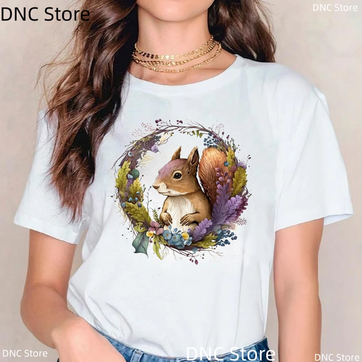 

New Arrival 2024 Women'S T-Shirt Cut Squirrel With Wreath Animal Print Tshirt Fashion Harajuku Femme Tshirt Summer Basic Tshirt