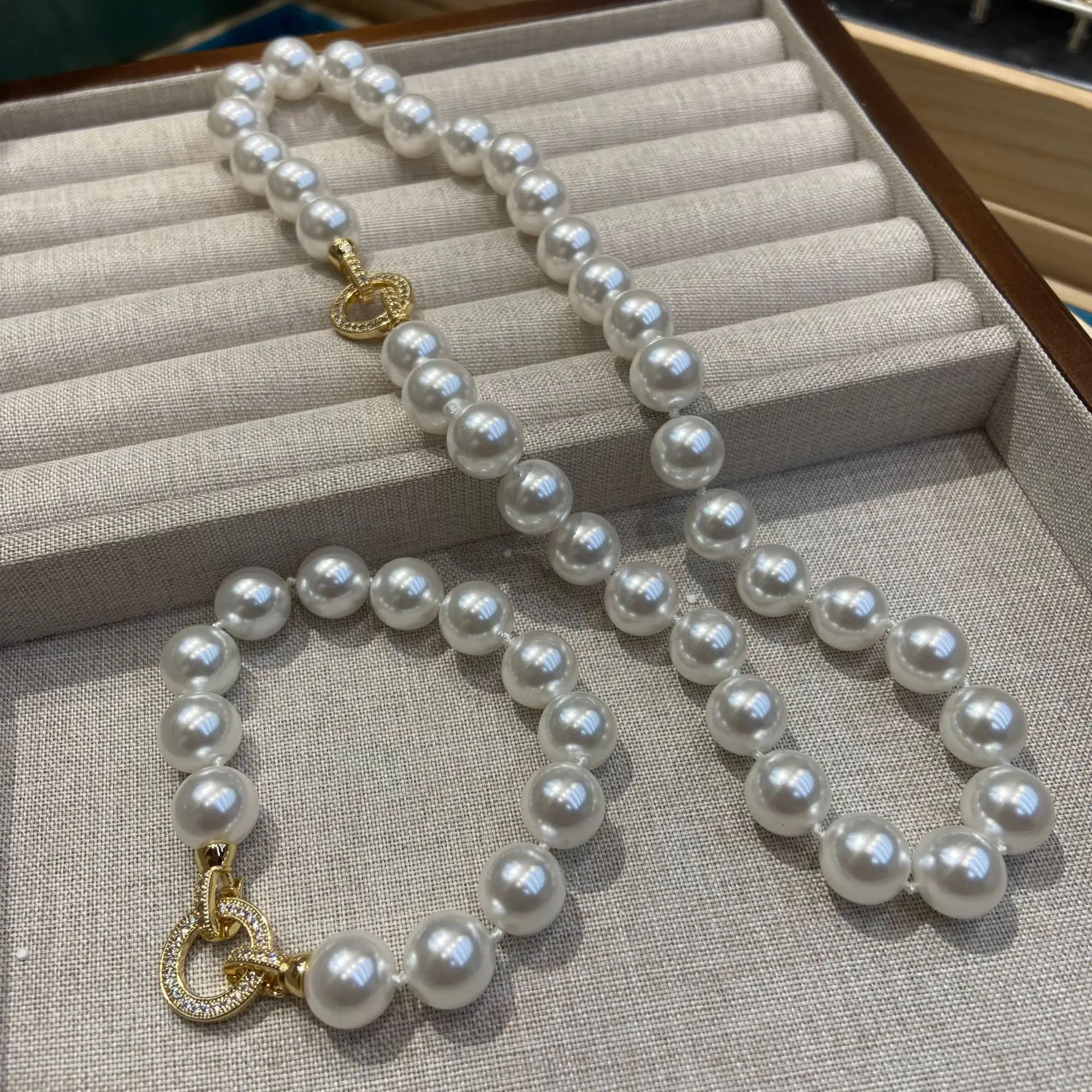 Ожерелье с искусственным жемчугом 12 мм, женская новая китайская цепочка для свитера, легкая роскошная нишевая цепочка на ключицу из бисера