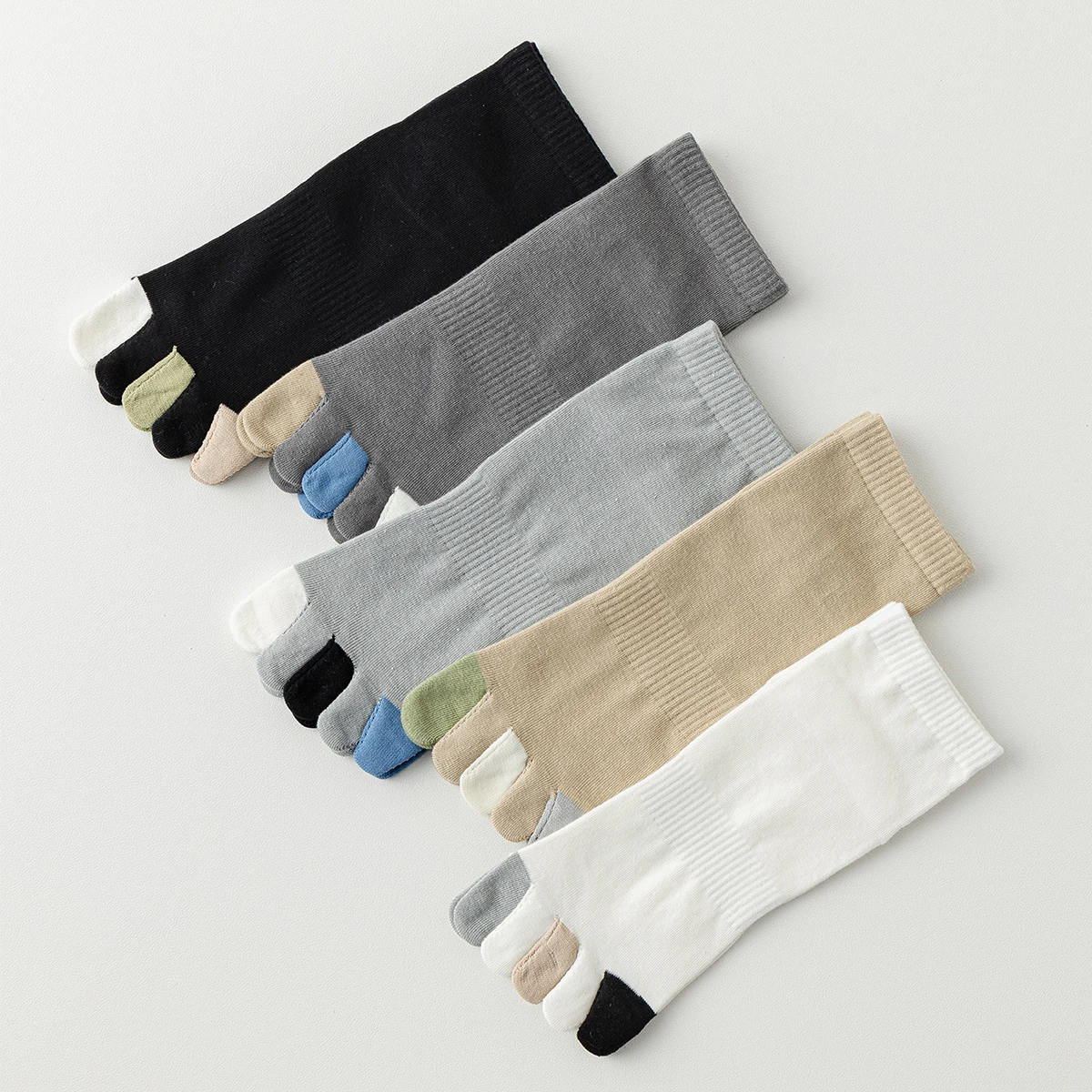 3-Pair Men's Cotton Four Seasons Solid Color Simple Fashion Versatile College Style Sweat Absorbing Breathable Five Finger Socks