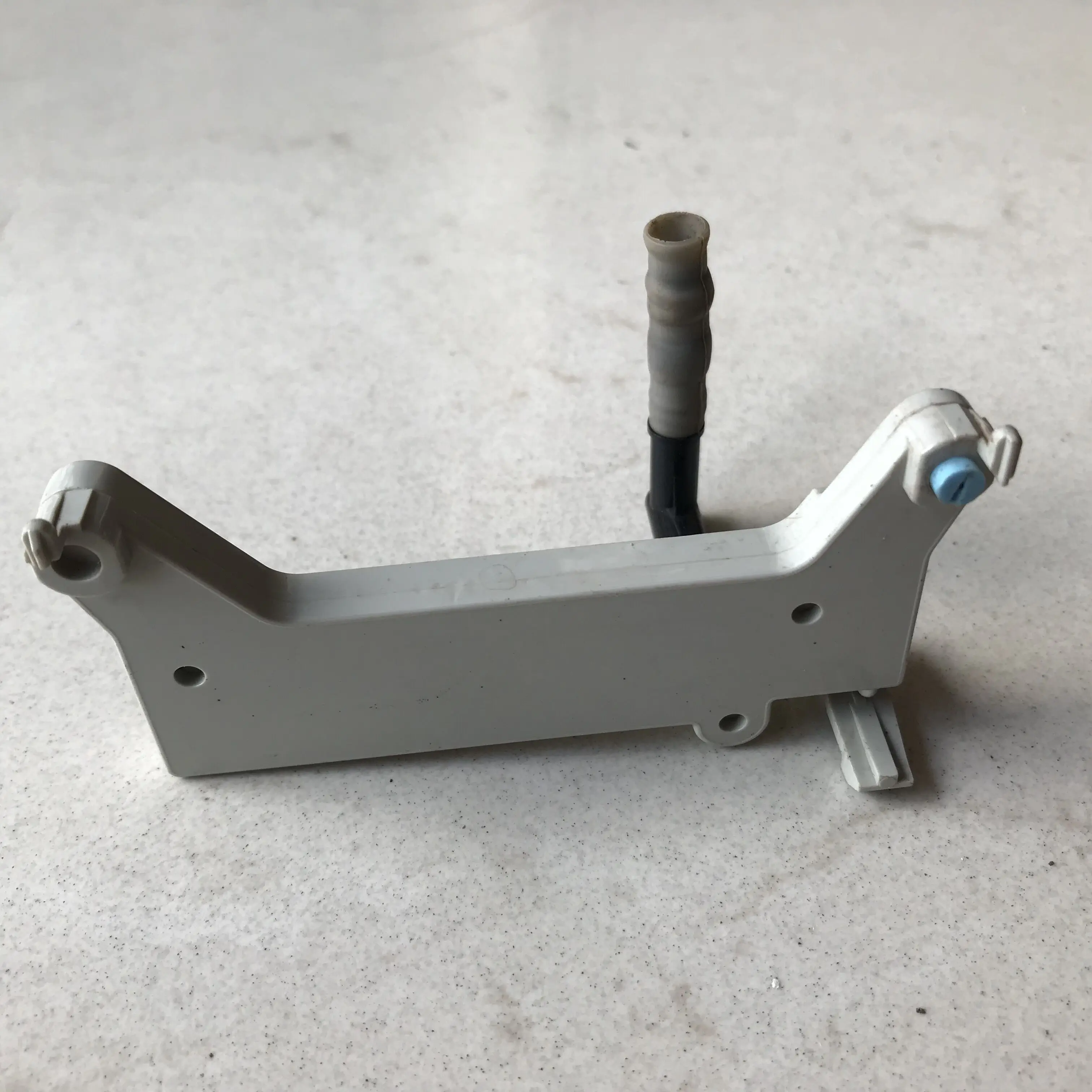 Used (P1,PS1-4) Right Nozzle Housing 360H0043D 360H0043  for Fuji 350/355/370/375/390 minilabs