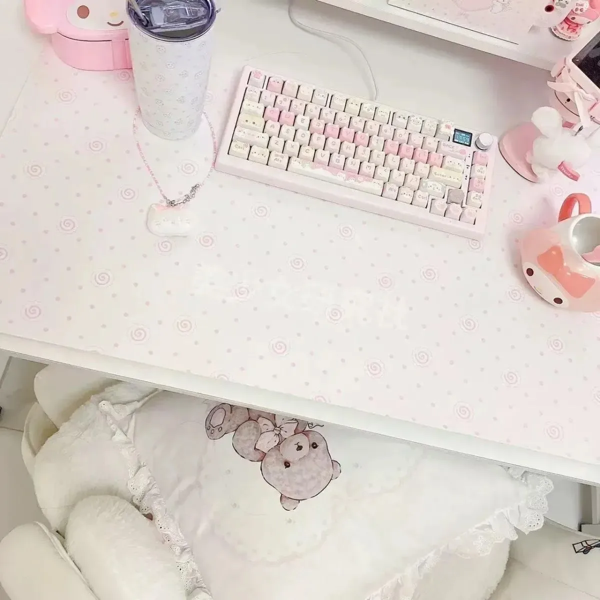 VIKAMA Pink White Spiral Large Mouse Pad Korean Ins Style Minimalist Gaming Desk Mat Non Slip Base Stitched Edges