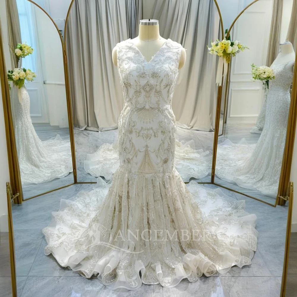 First-rate Superfine Wedding Dress 2024 Elegant Wedding Mermaid V-neck Button Lace Illusion Vestidos De Novia QW01867